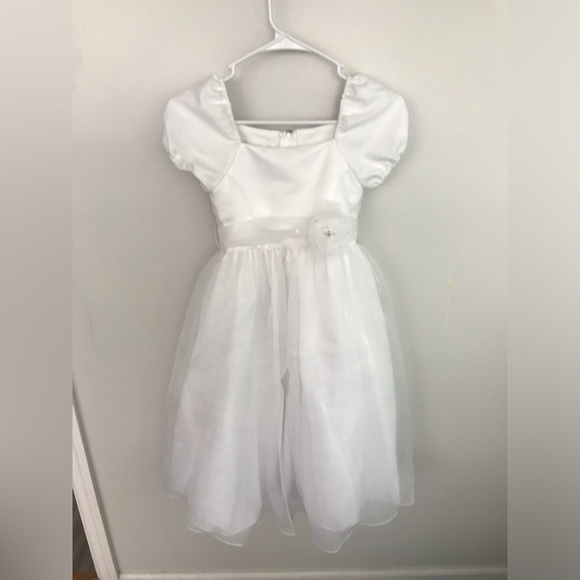 David’s bridal flower girl dress size 12 pit/Pit 12” waist 11” length 30” - Picture 5 of 12